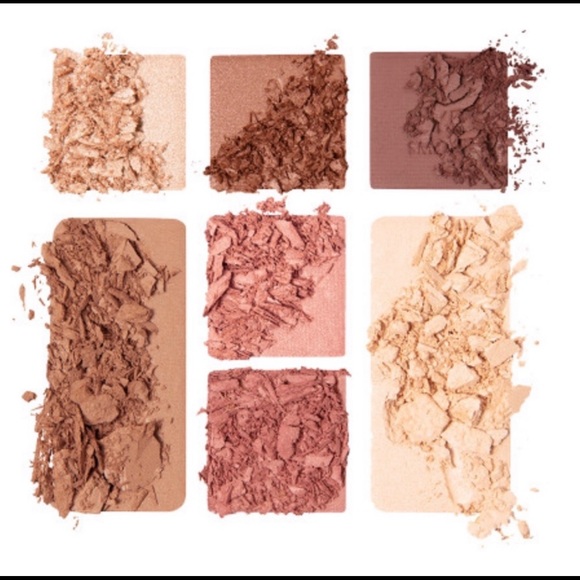 NIB Charlotte Tilbury Stoned Rose Beauty Palette - Picture 6 of 15